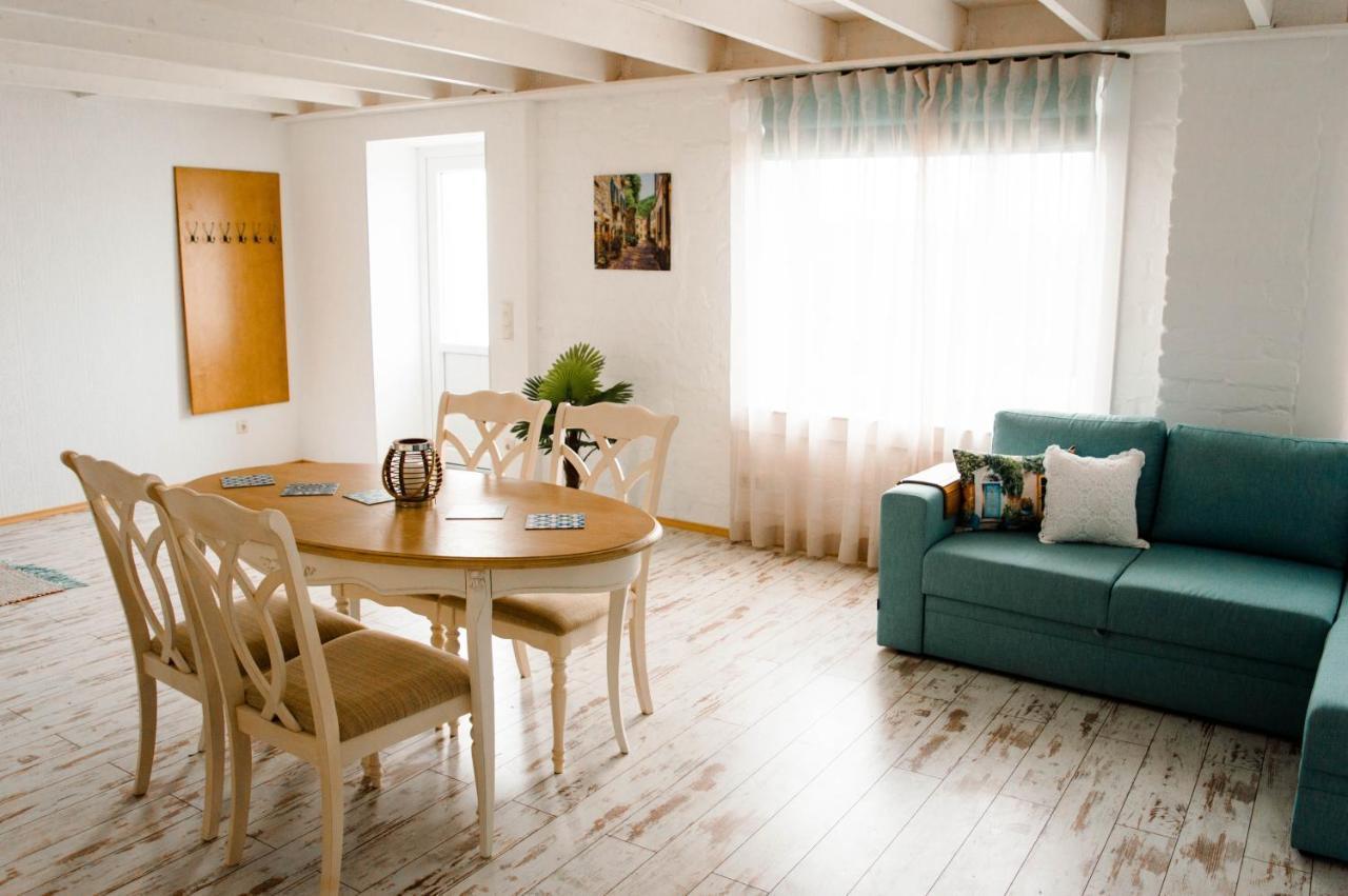 Seaside Apartments Roja Extérieur photo